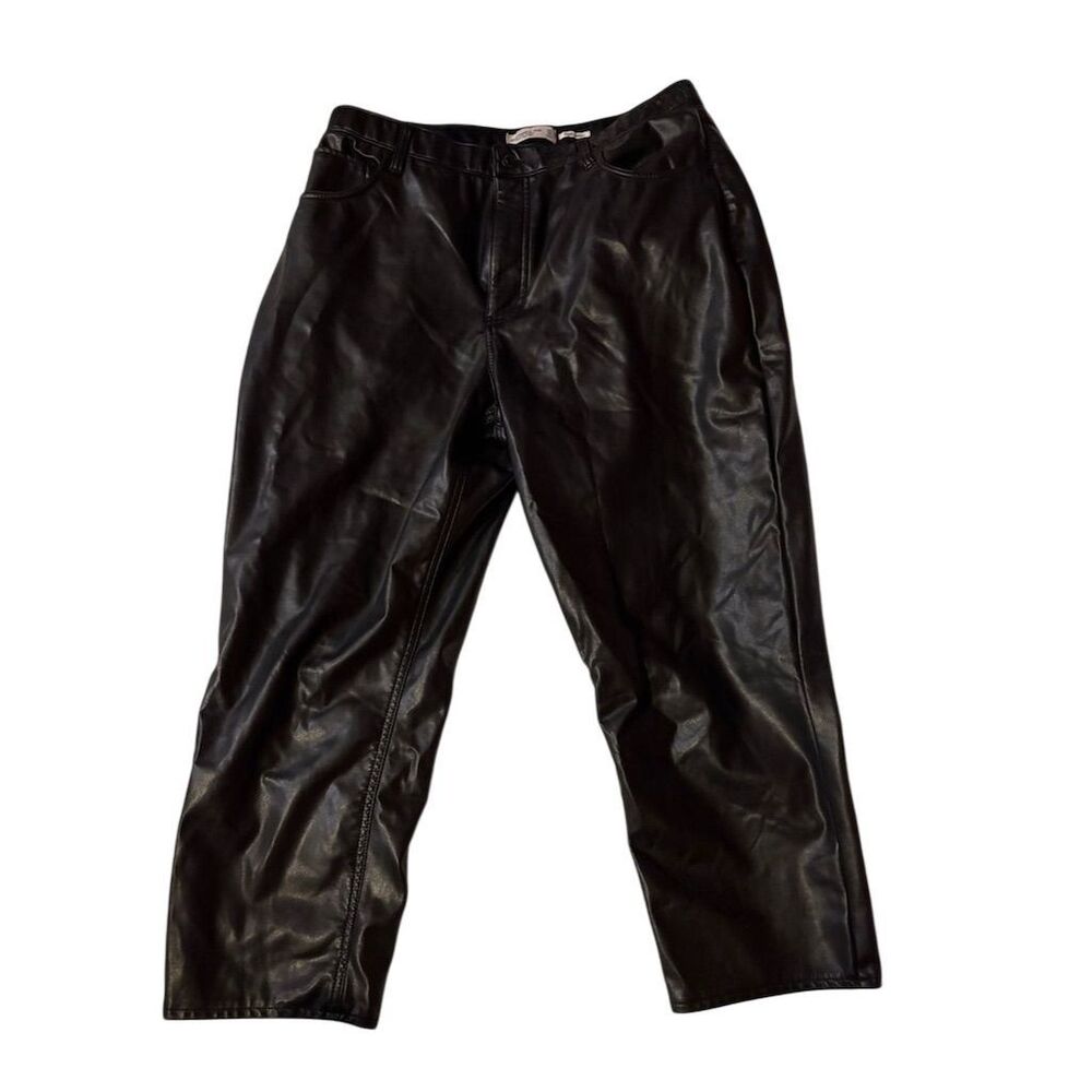 Abercrombie & Fitch Women's Black High-Rise Vegan Leather Pants Size 33/16